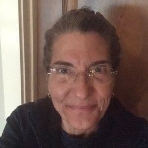 Meet your Posher, Beverly